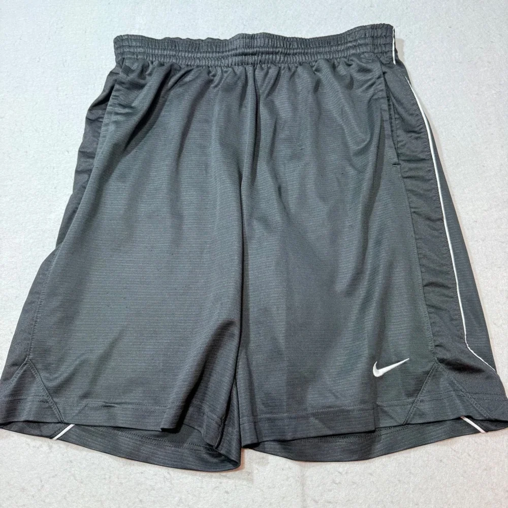 Nike Men's Black Athletic‎ Training Shorts Size Large